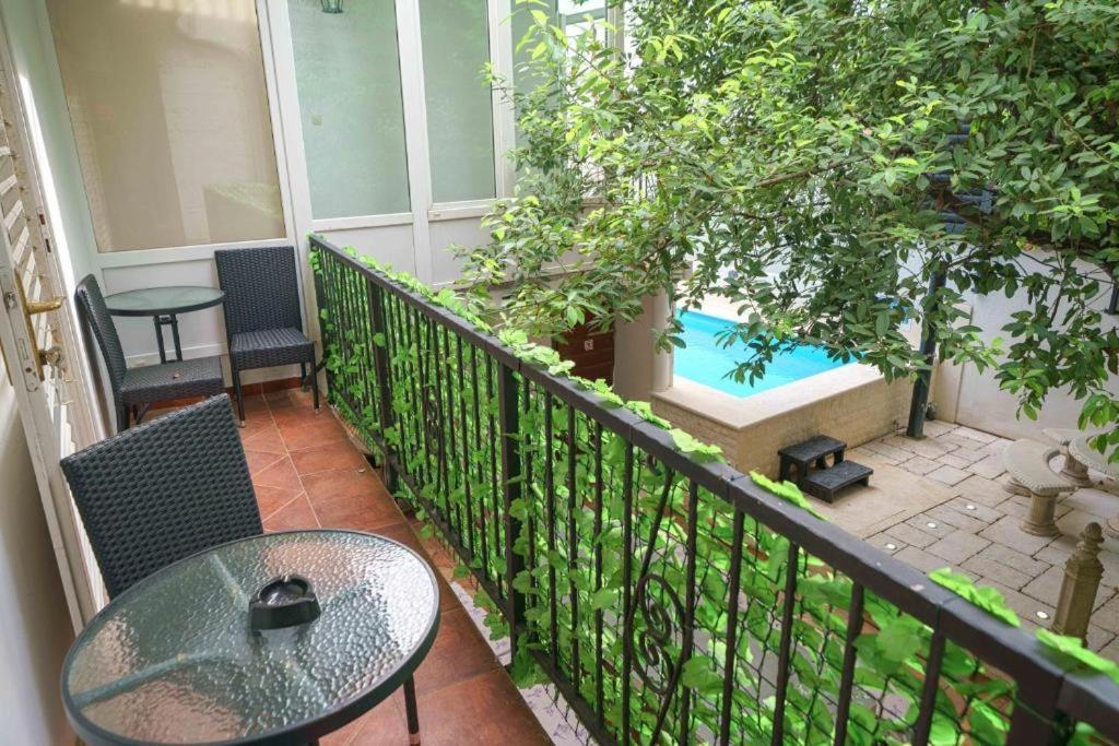Heritage Residence In Center With Pool- Apartments 沃迪切 外观 照片